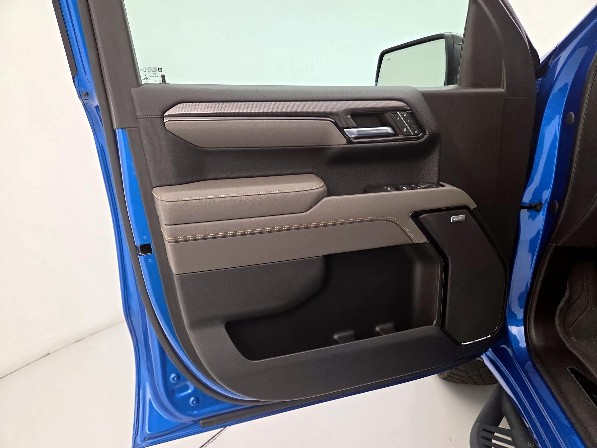 Thumbnail: 2022 Chevrolet Silverado 1500 - 12
