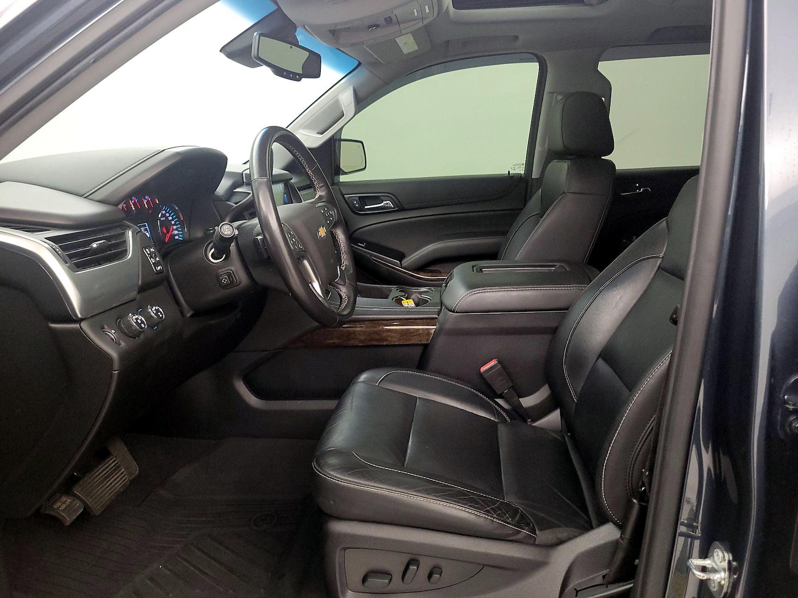 2020 Chevrolet Tahoe LT - Photo 12