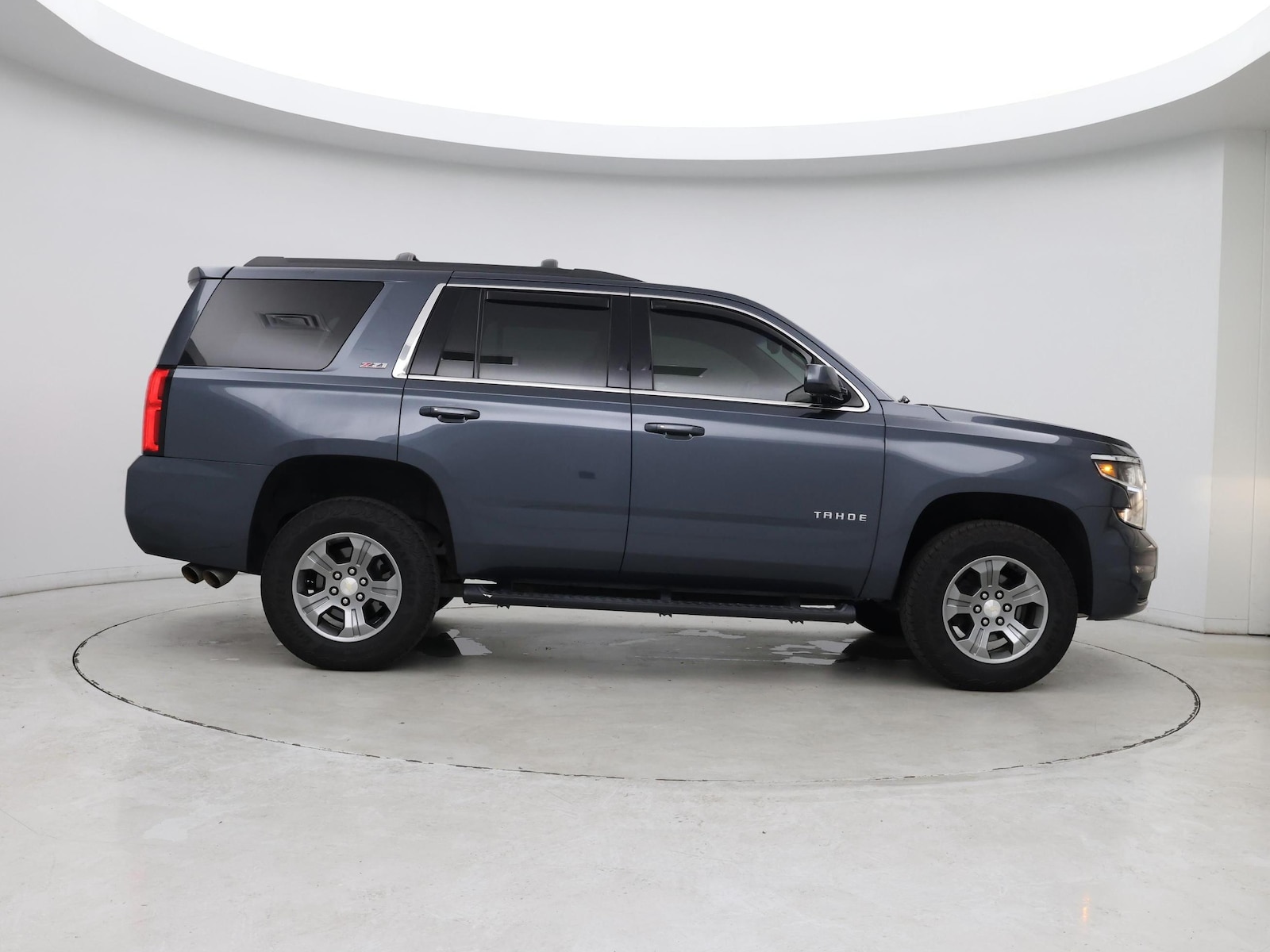 2020 Chevrolet Tahoe LT - Photo 8