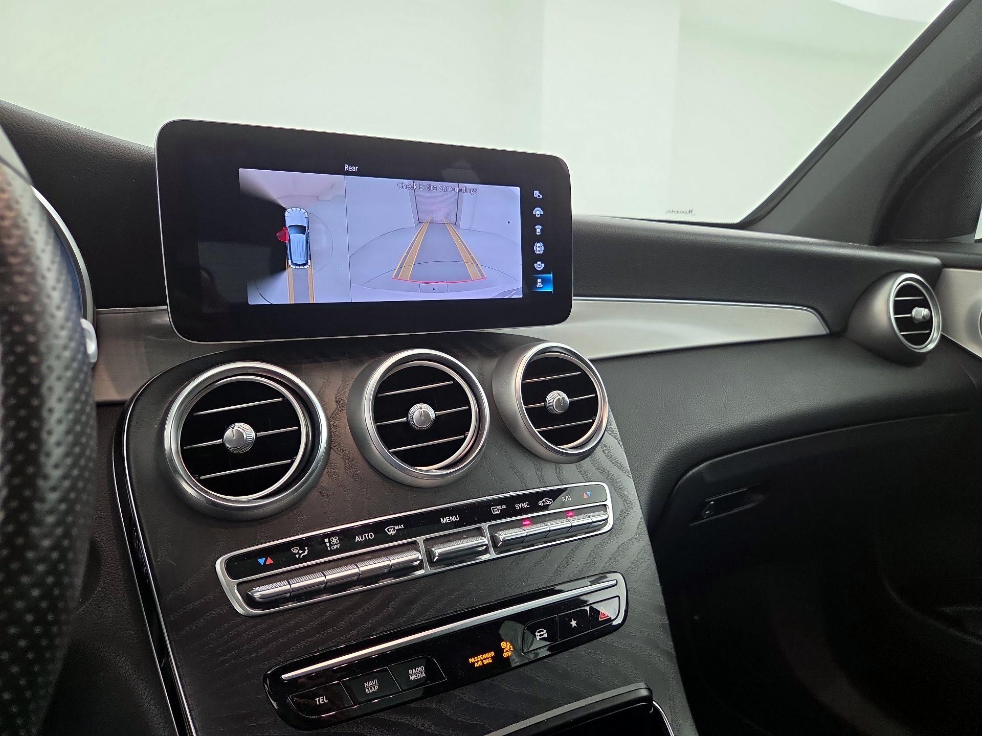 Thumbnail: 2020 Mercedes-Benz GLC - 14