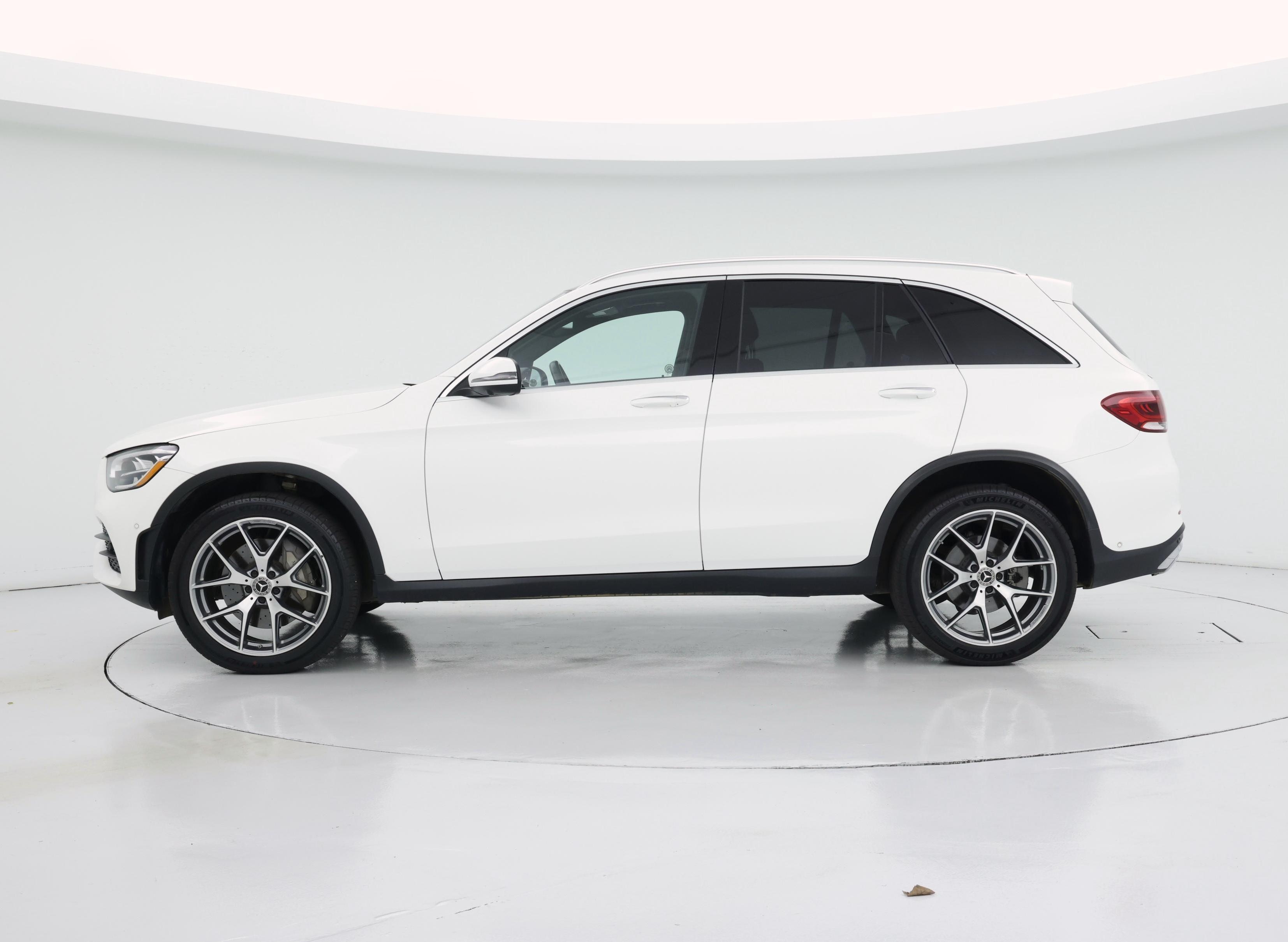 Thumbnail: 2020 Mercedes-Benz GLC - 3
