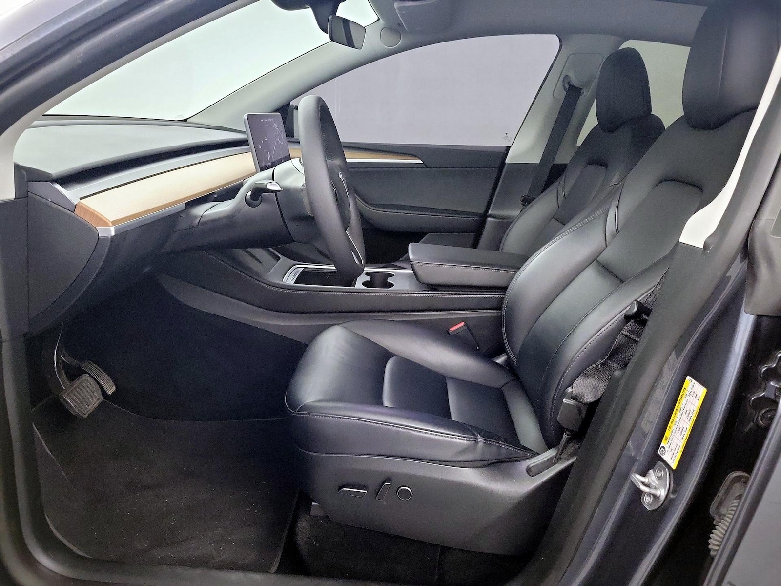 2023 Tesla Model Y Long Range - Photo 12