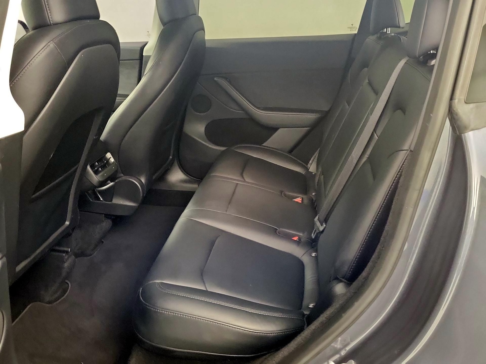 2023 Tesla Model Y Long Range - Photo 19