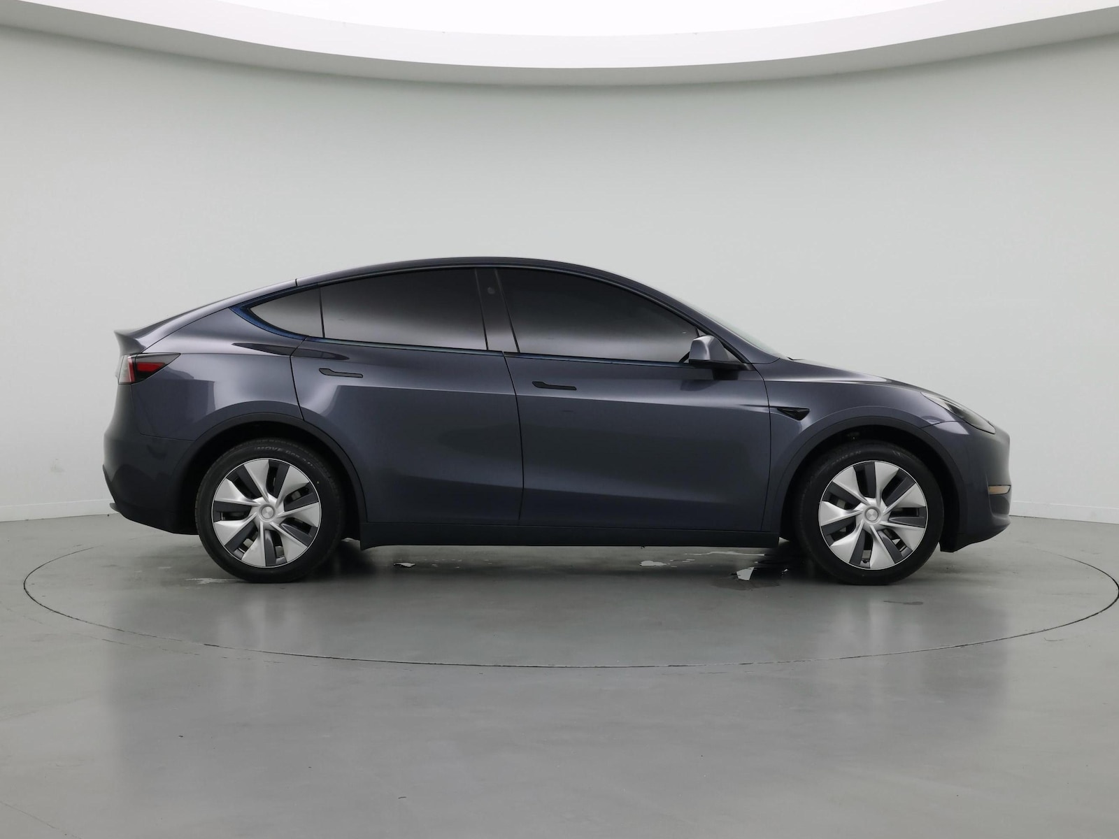 2023 Tesla Model Y Long Range - Photo 8