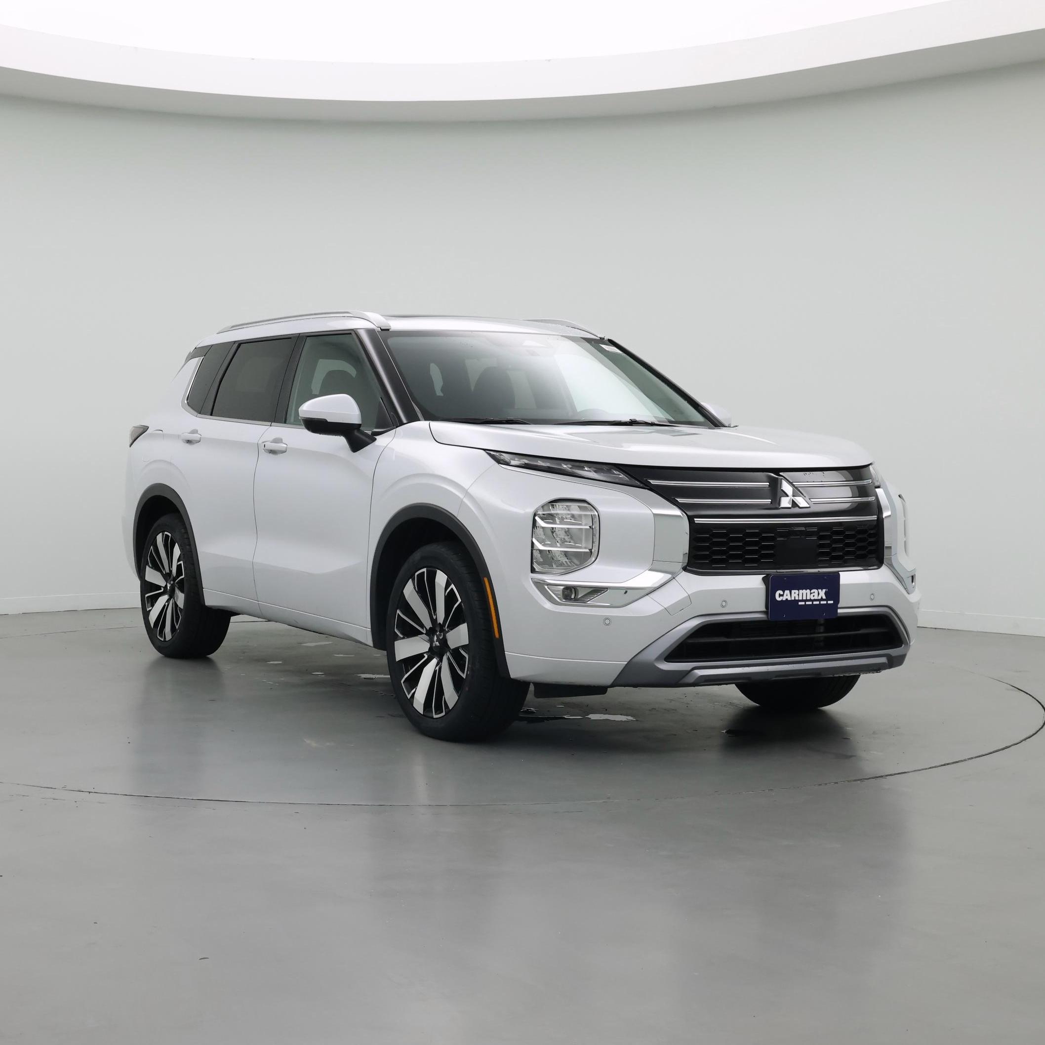 White 2025 Mitsubishi Outlander SUV / Crossover Front-Wheel Drive Automatic