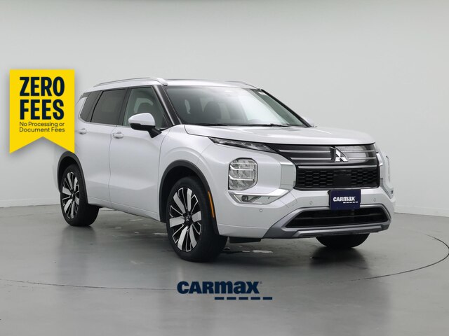 White 2025 Mitsubishi Outlander SUV / Crossover Front-Wheel Drive Automatic