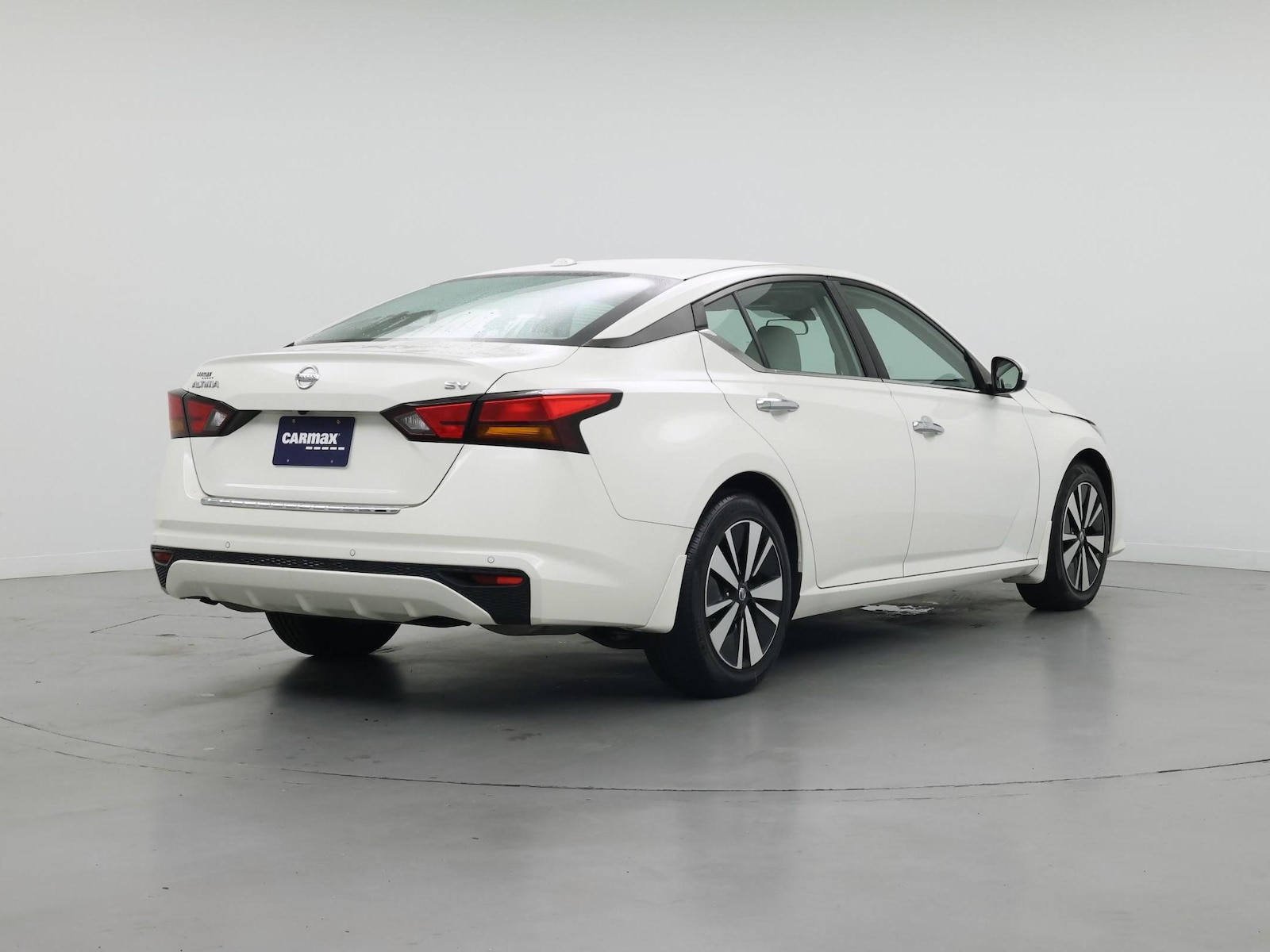 2021 Nissan Altima SV - Photo 9