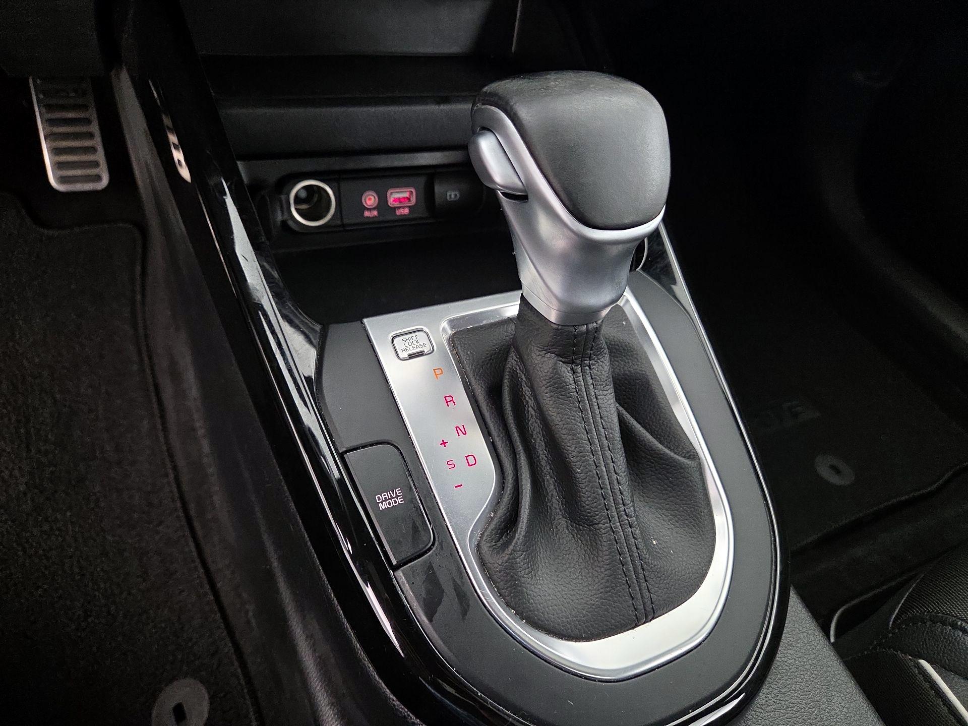 Thumbnail: 2021 Kia Forte - 17