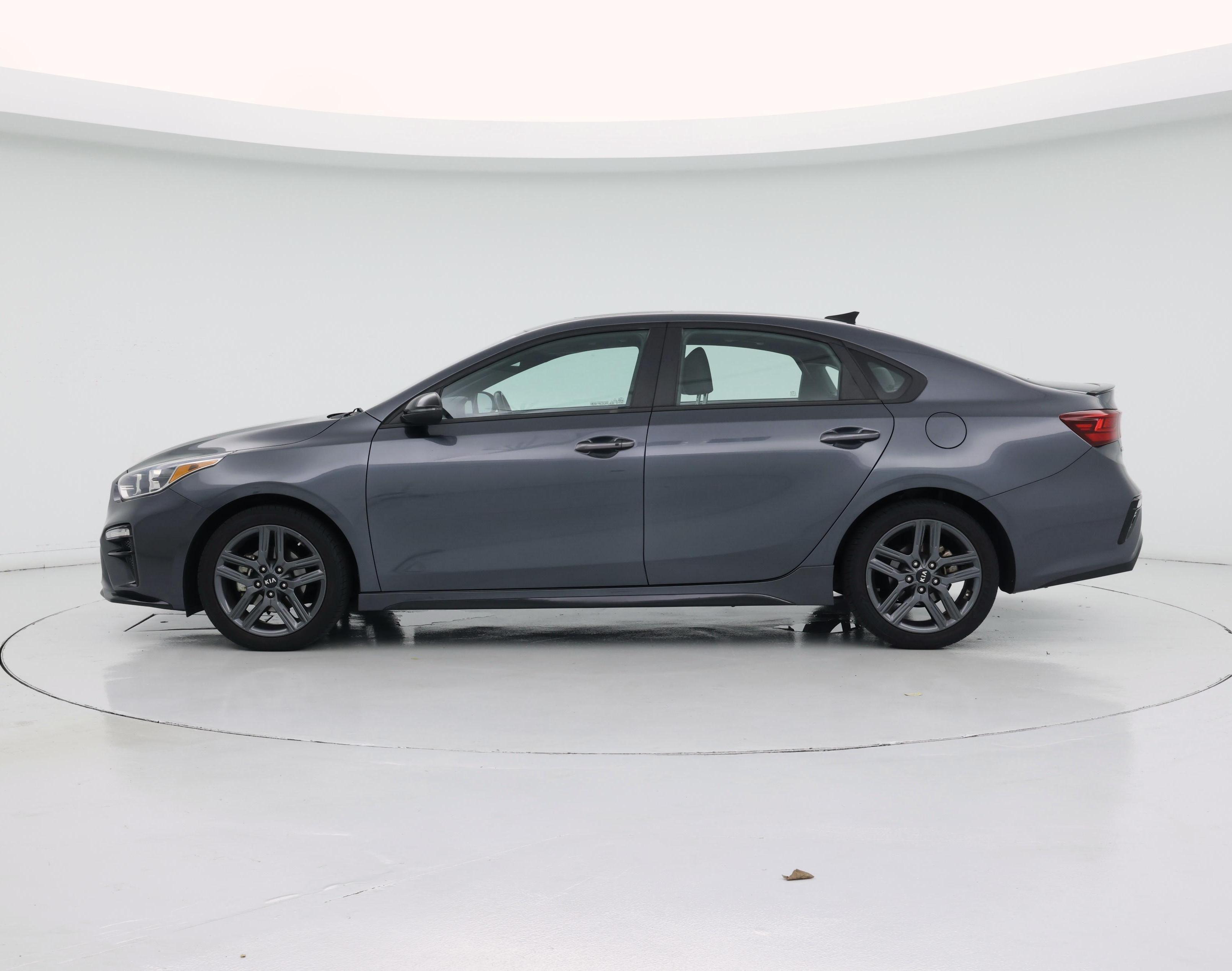 Thumbnail: 2021 Kia Forte - 3
