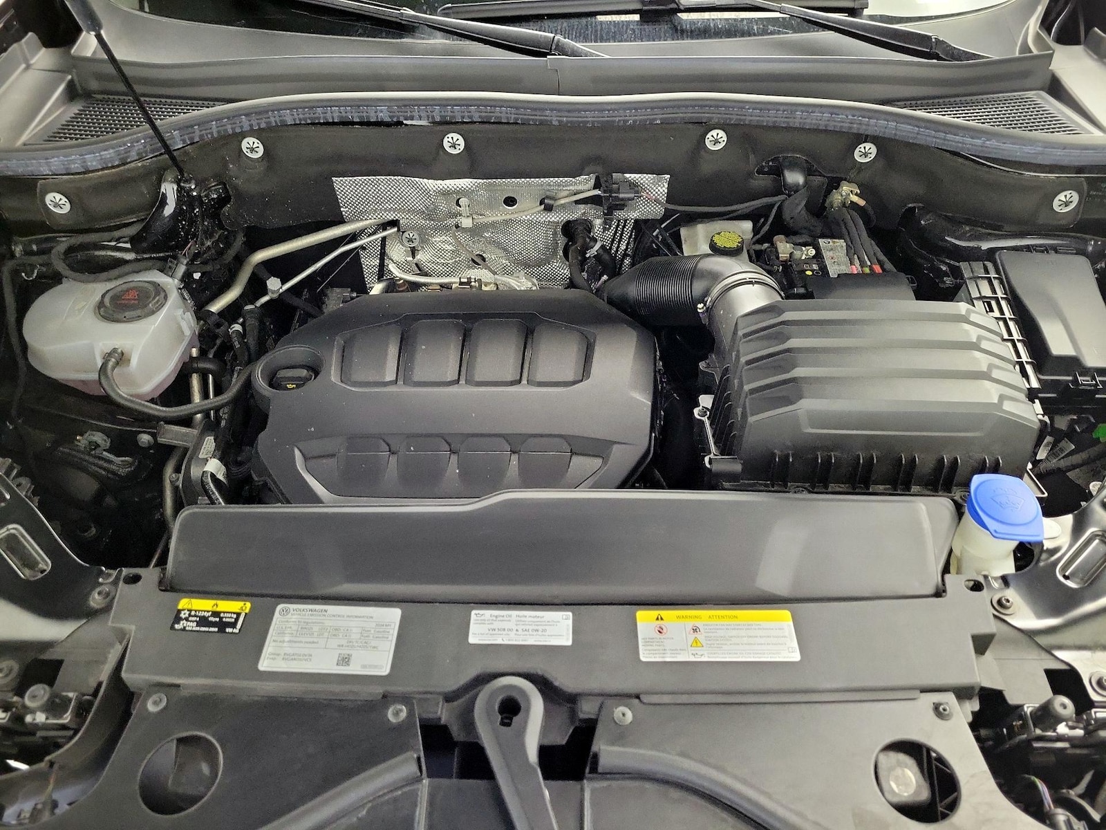 2024 Volkswagen Atlas Cross Sport SE w/Tech - Photo 22
