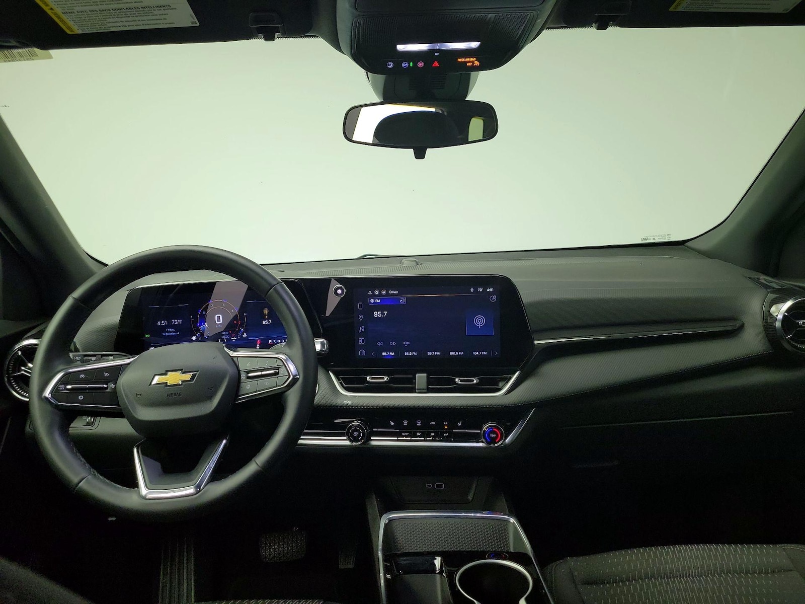 2025 Chevrolet Equinox LT - Photo 10