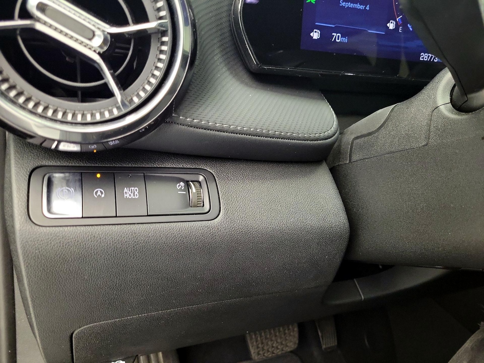 2025 Chevrolet Equinox LT - Photo 14