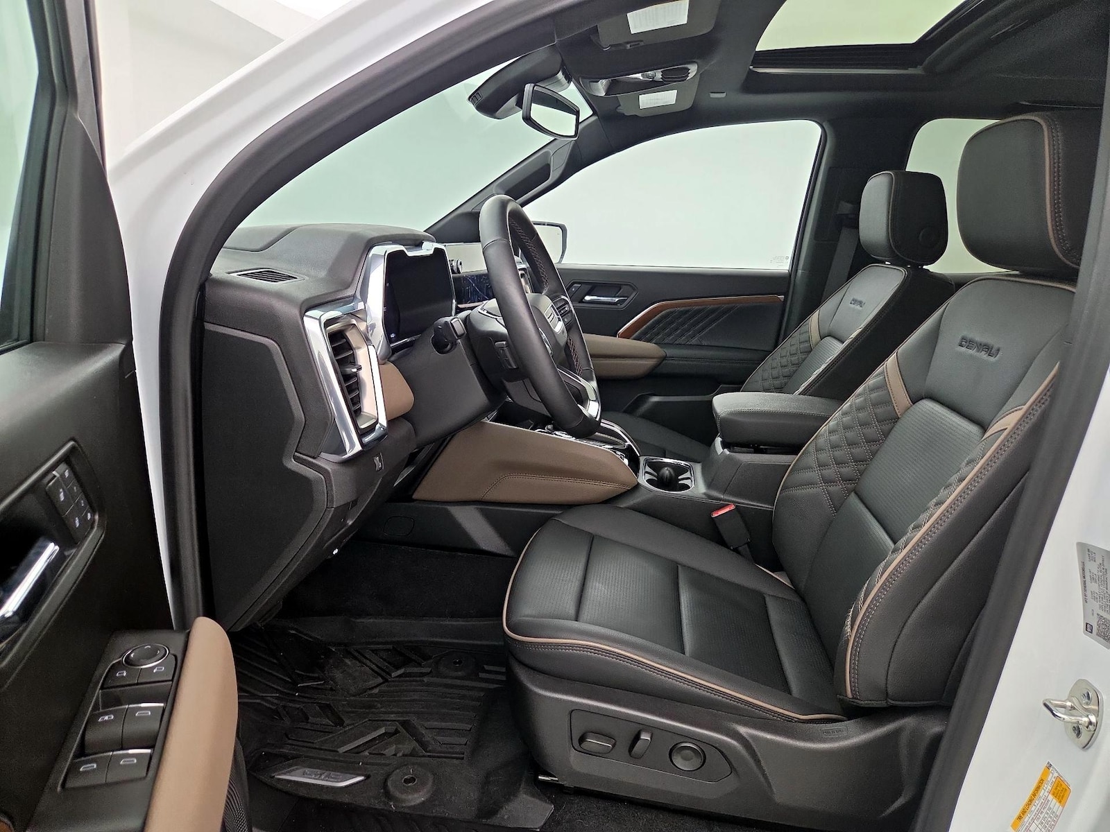 2026 GMC Canyon Denali - Photo 12