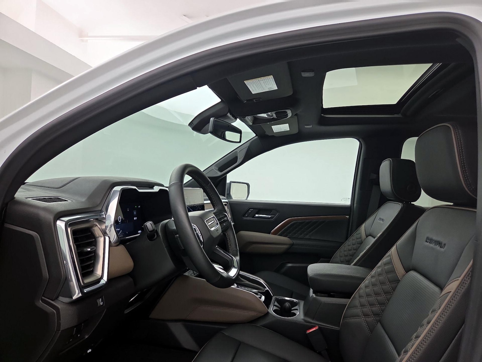 2026 GMC Canyon Denali - Photo 21