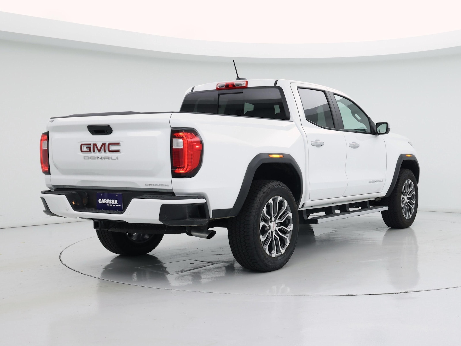 2026 GMC Canyon Denali - Photo 9