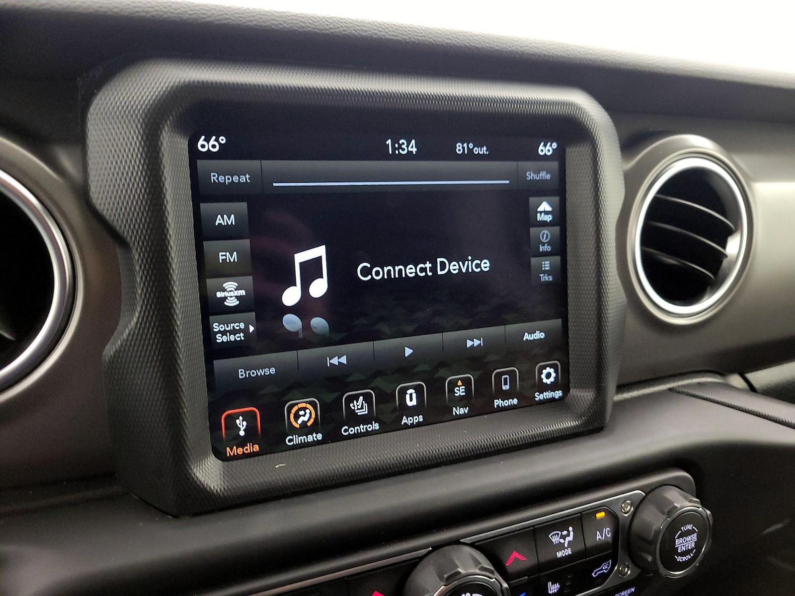 2022 Jeep Wrangler Unlimited Rubicon 4XE - Photo 16