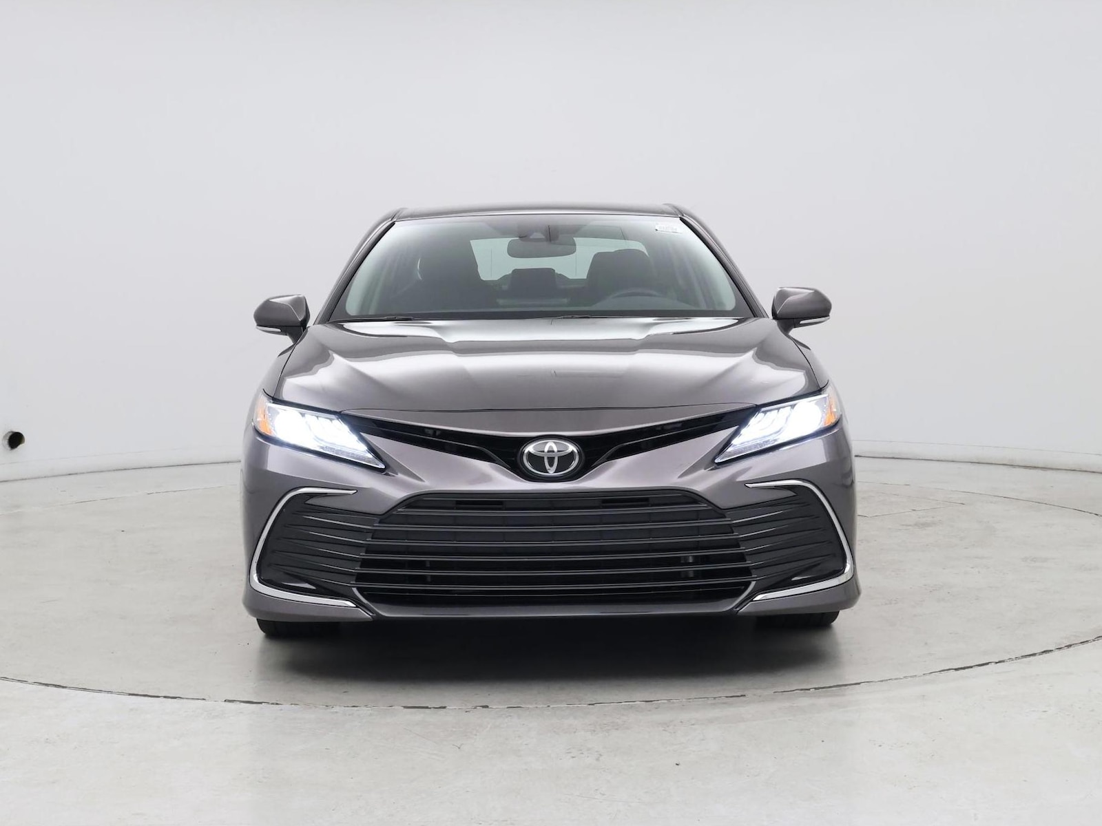 2024 Toyota Camry XLE - Photo 6