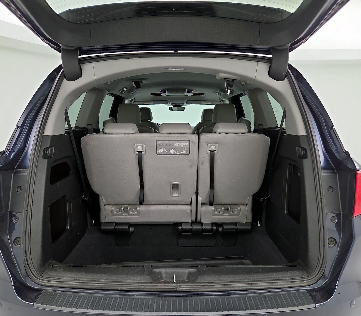 Trunk/Cargo (Seats Up)