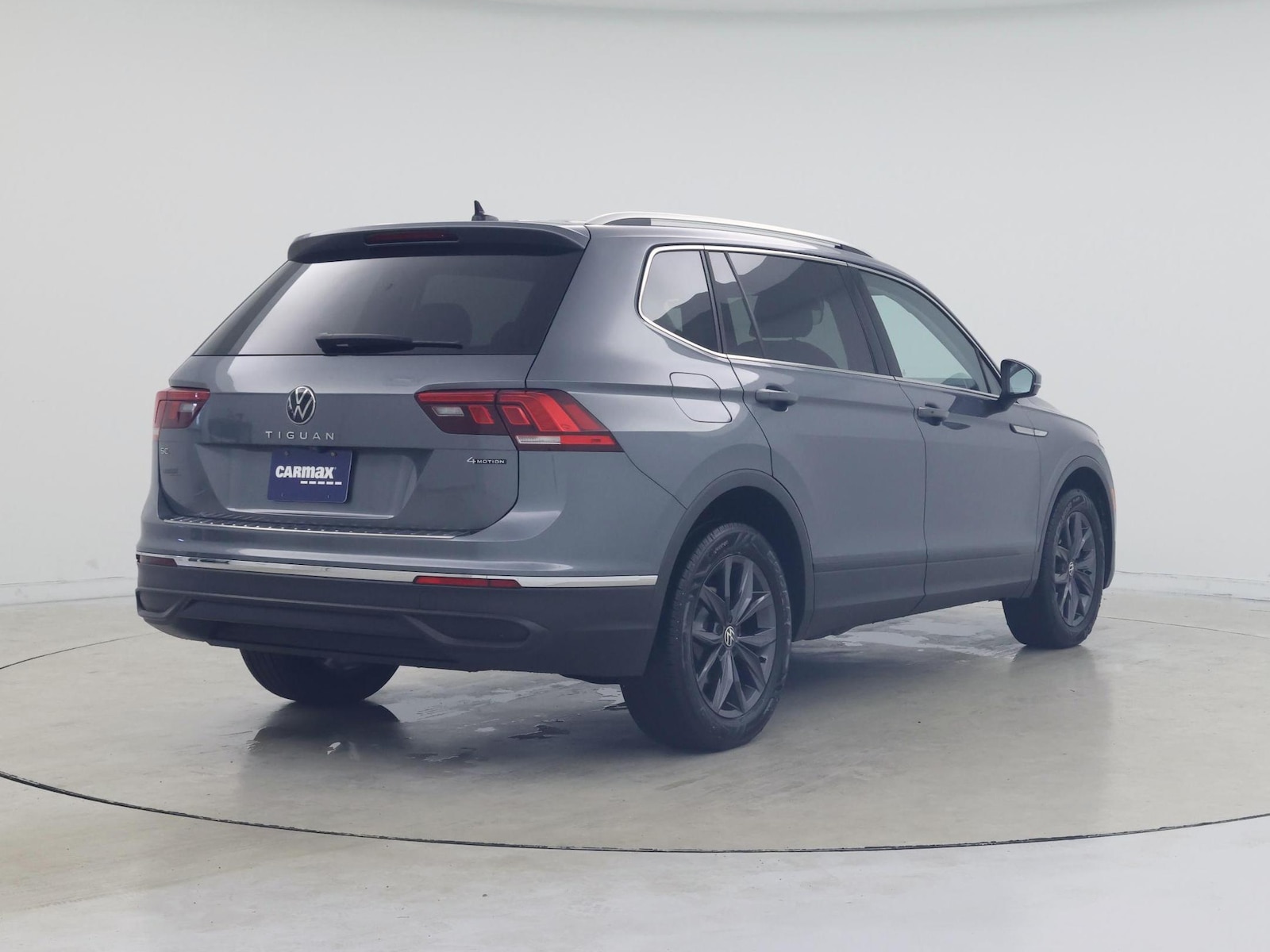 2022 Volkswagen Tiguan SE - Photo 9