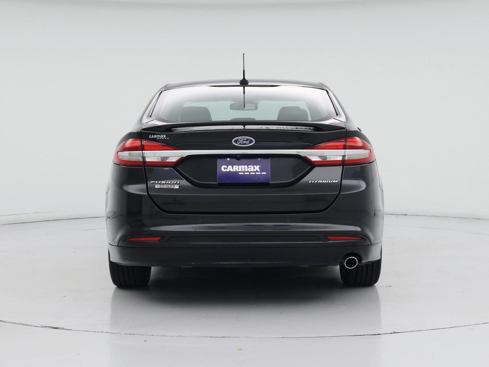 2018 Ford Fusion Energi Titanium - Photo 7