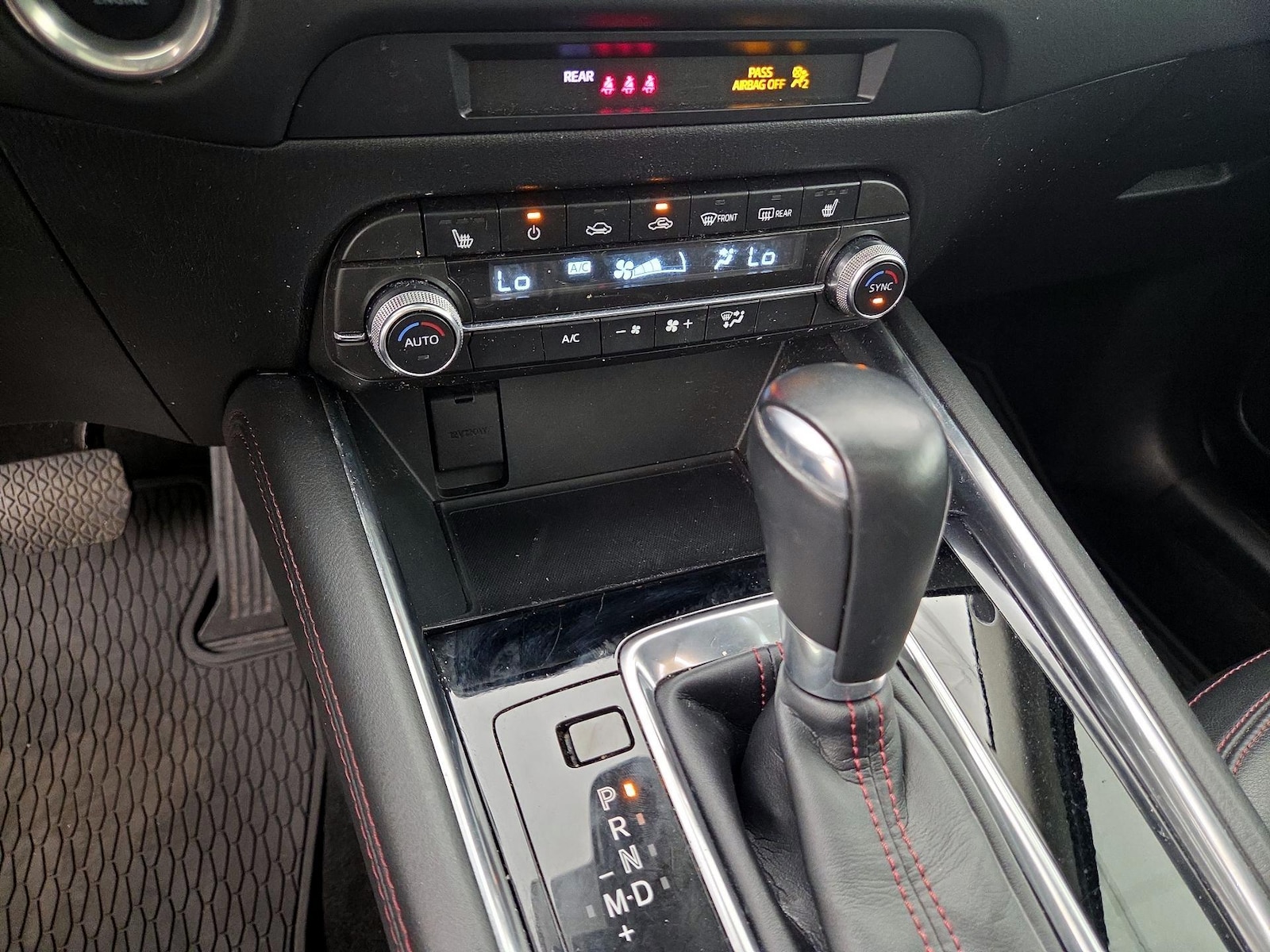 2024 Mazda CX-5 S Carbon Edition - Photo 8