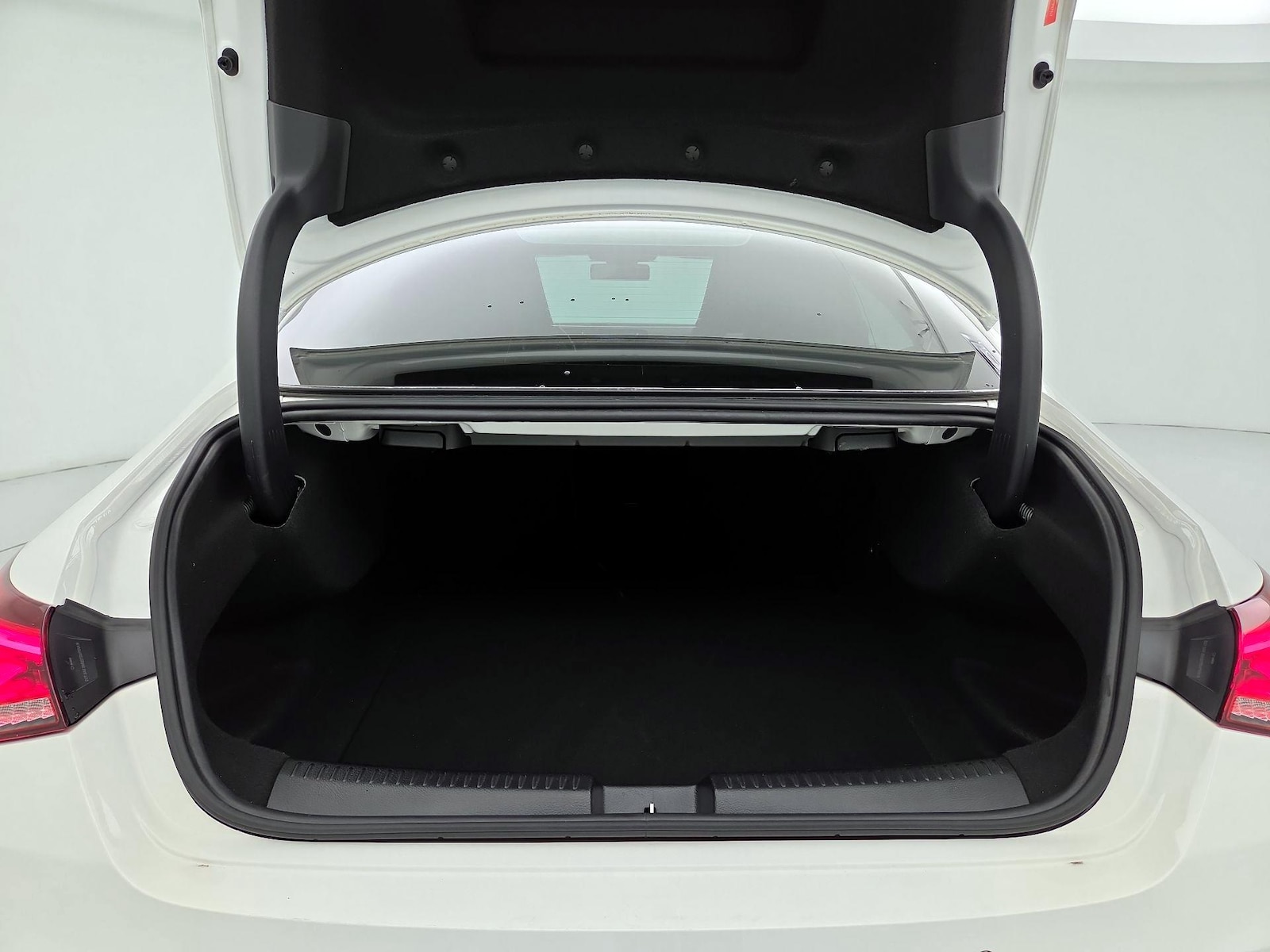 2022 Mercedes-Benz CLA CLA250 - Photo 22
