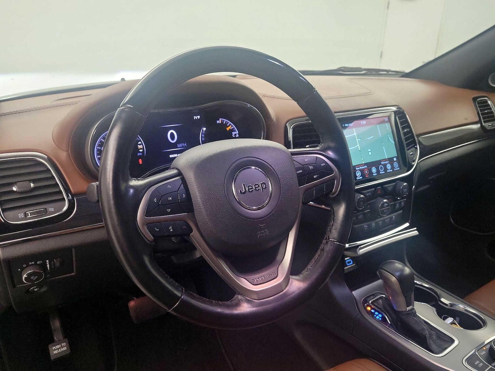 2020 Jeep Grand Cherokee Overland - Photo 8
