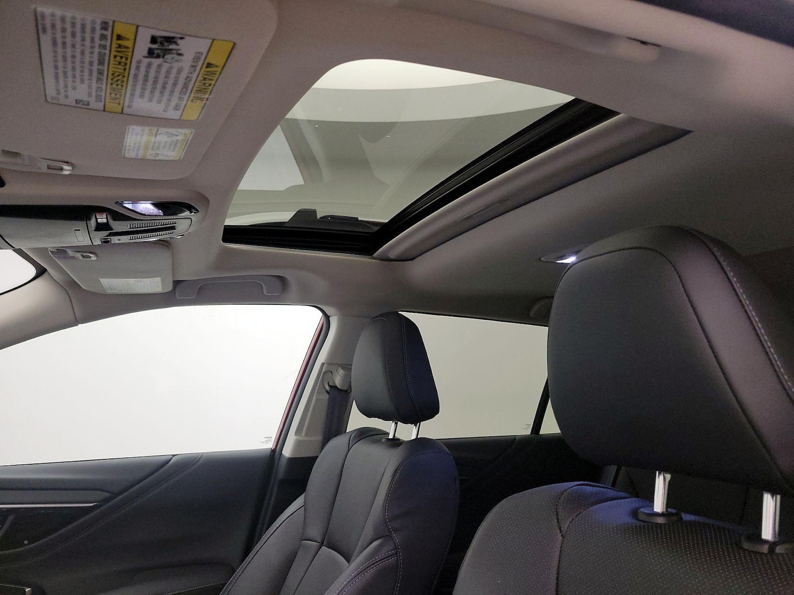 Sunroof(s) & Overhead Airbags