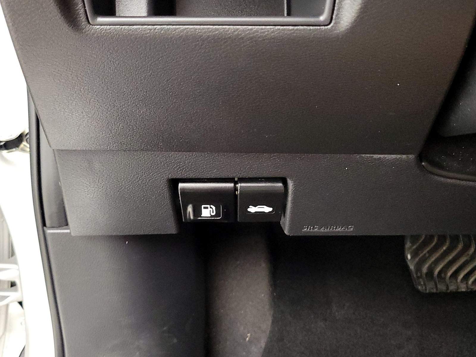 2021 Nissan Versa Sedan SV - Photo 14