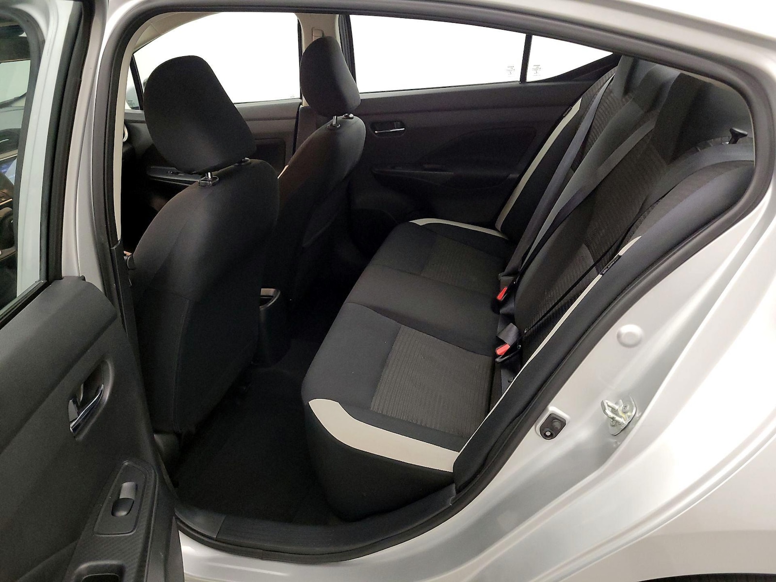 2021 Nissan Versa Sedan SV - Photo 20