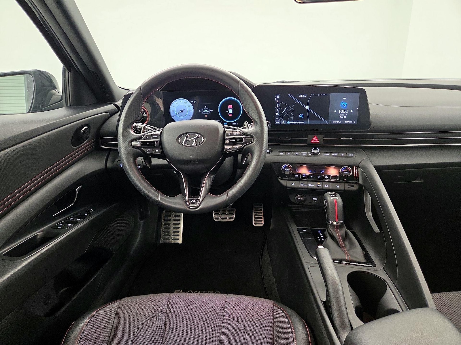 2023 Hyundai Elantra N Line - Photo 11