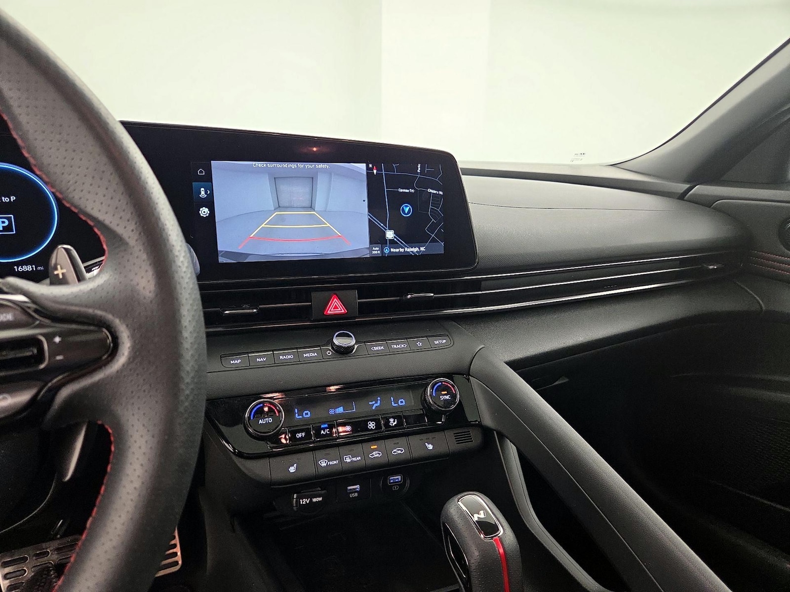 2023 Hyundai Elantra N Line - Photo 16