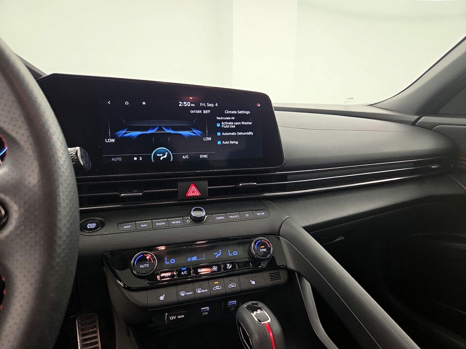 2023 Hyundai Elantra N Line - Photo 18