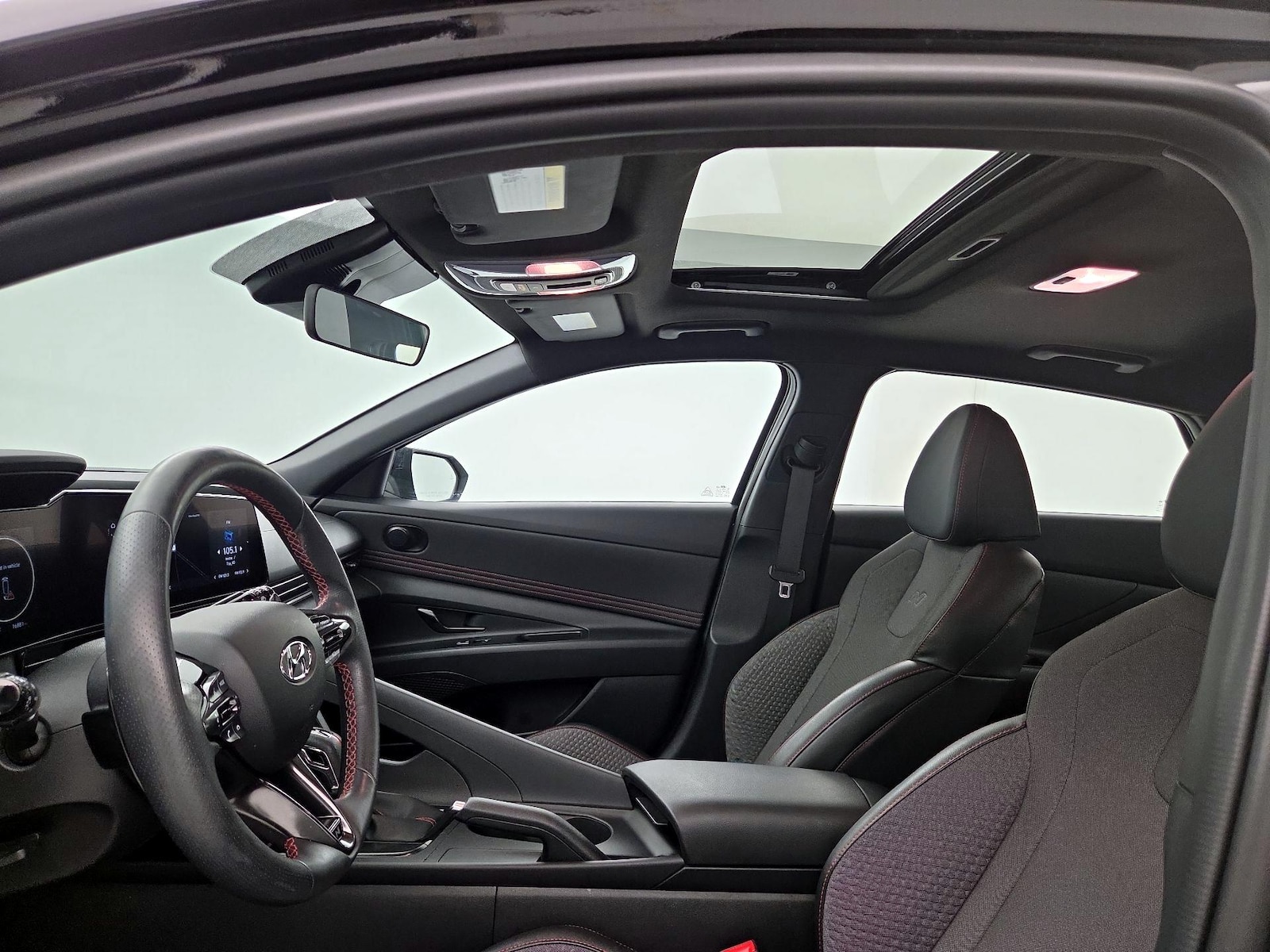 2023 Hyundai Elantra N Line - Photo 21