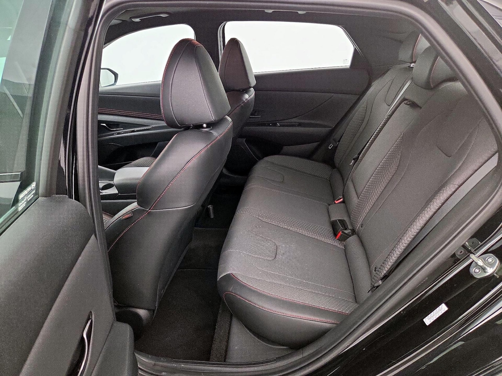 2023 Hyundai Elantra N Line - Photo 22