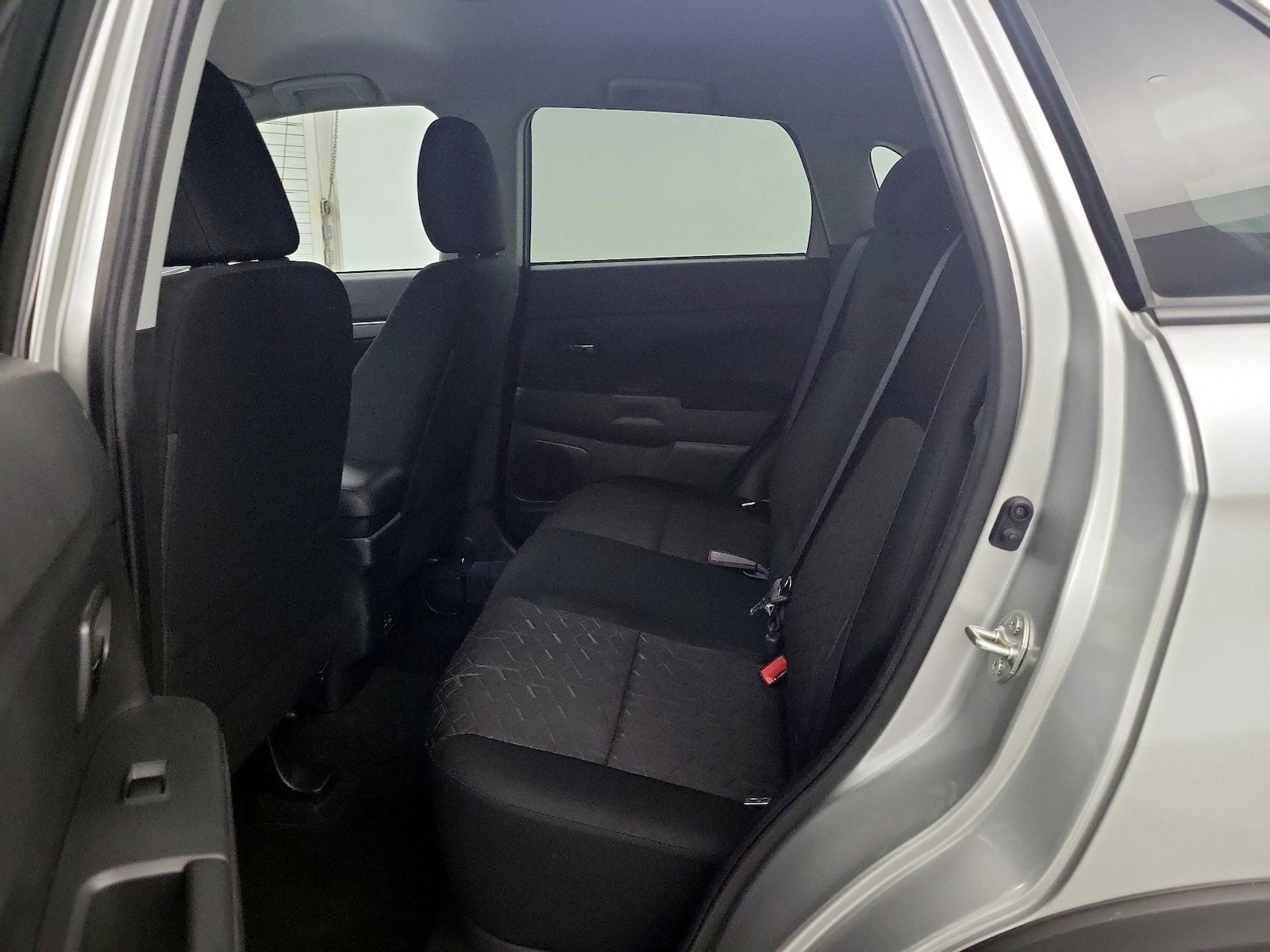 2023 Mitsubishi Outlander Sport LE - Photo 18