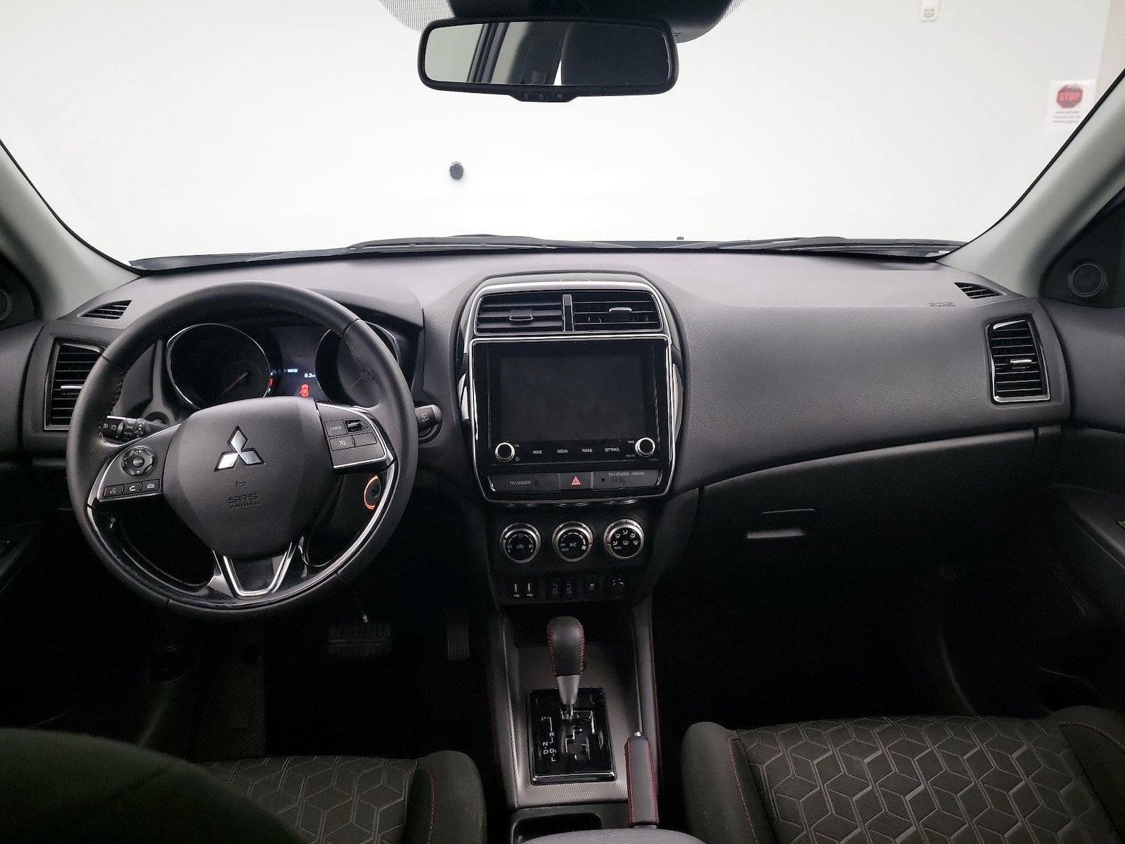 2023 Mitsubishi Outlander Sport LE - Photo 8