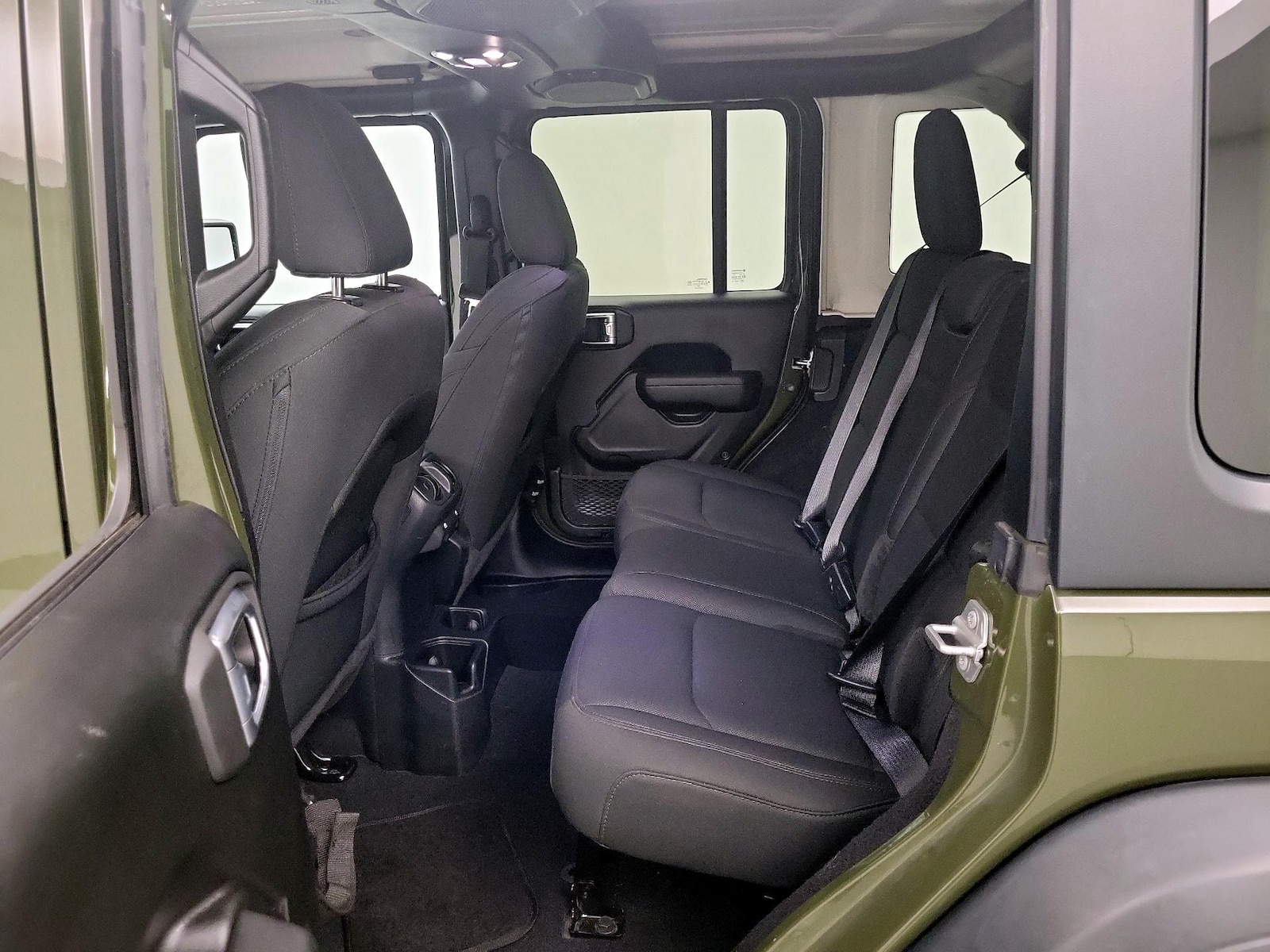 2023 Jeep Wrangler 4-Door Willys - Photo 20