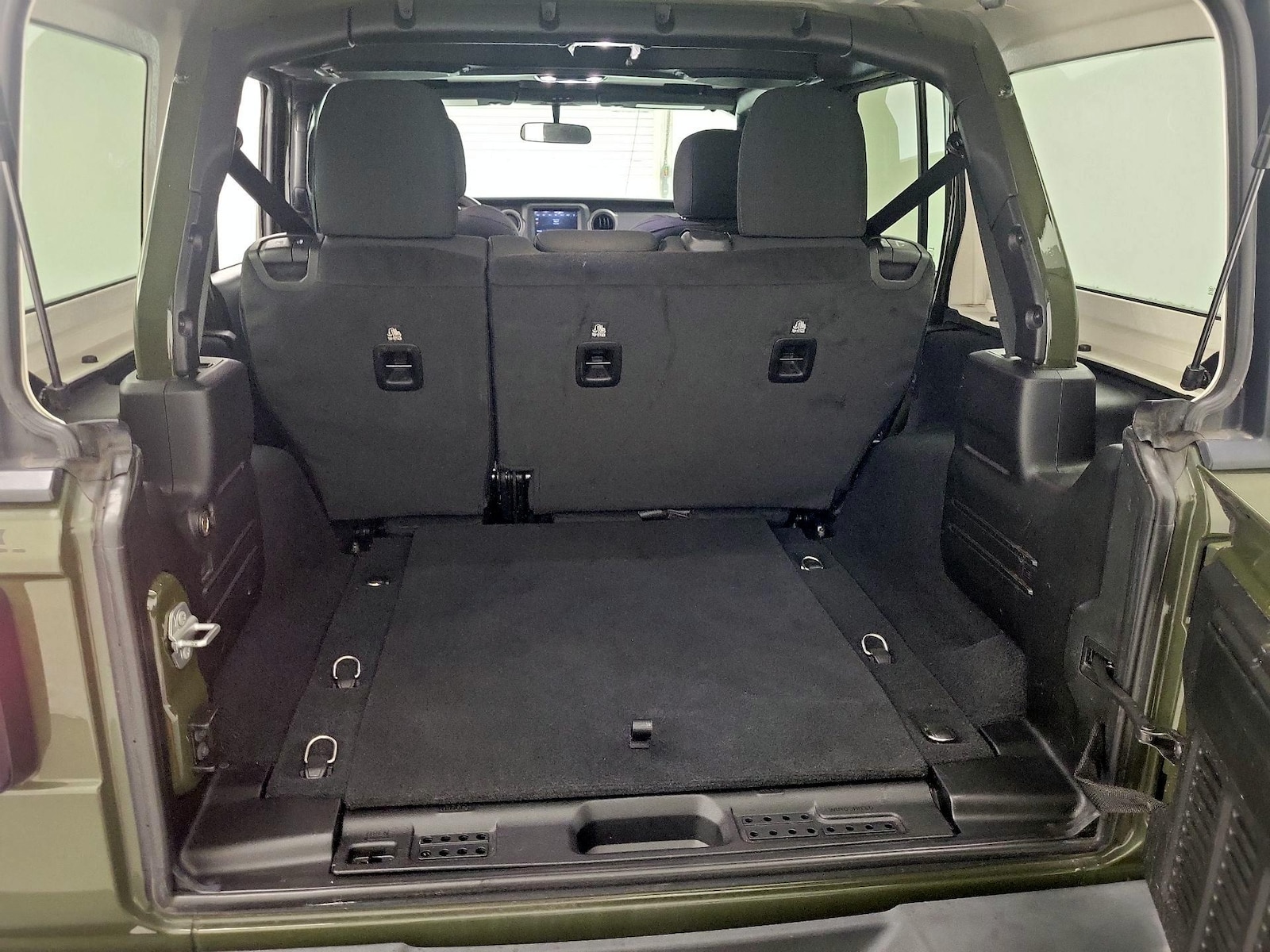2023 Jeep Wrangler 4-Door Willys - Photo 21