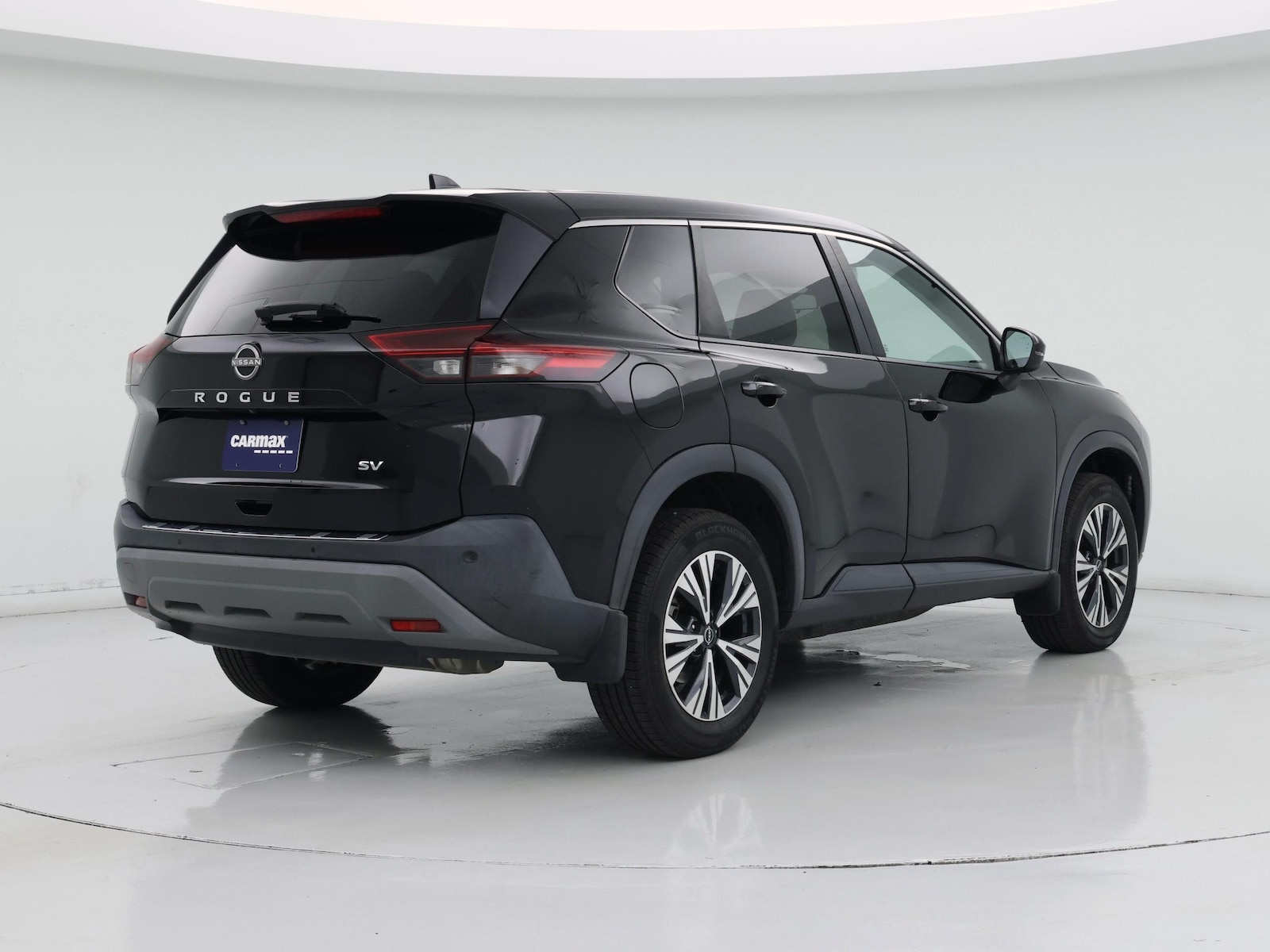 2022 Nissan Rogue SV - Photo 9