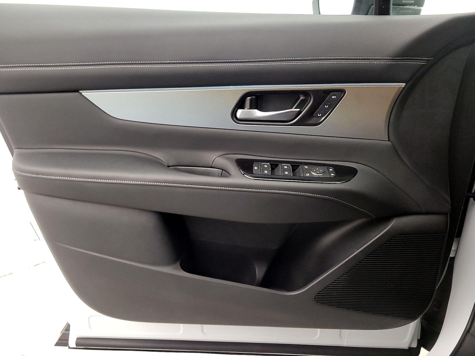 2025 Nissan Murano SL - Photo 13