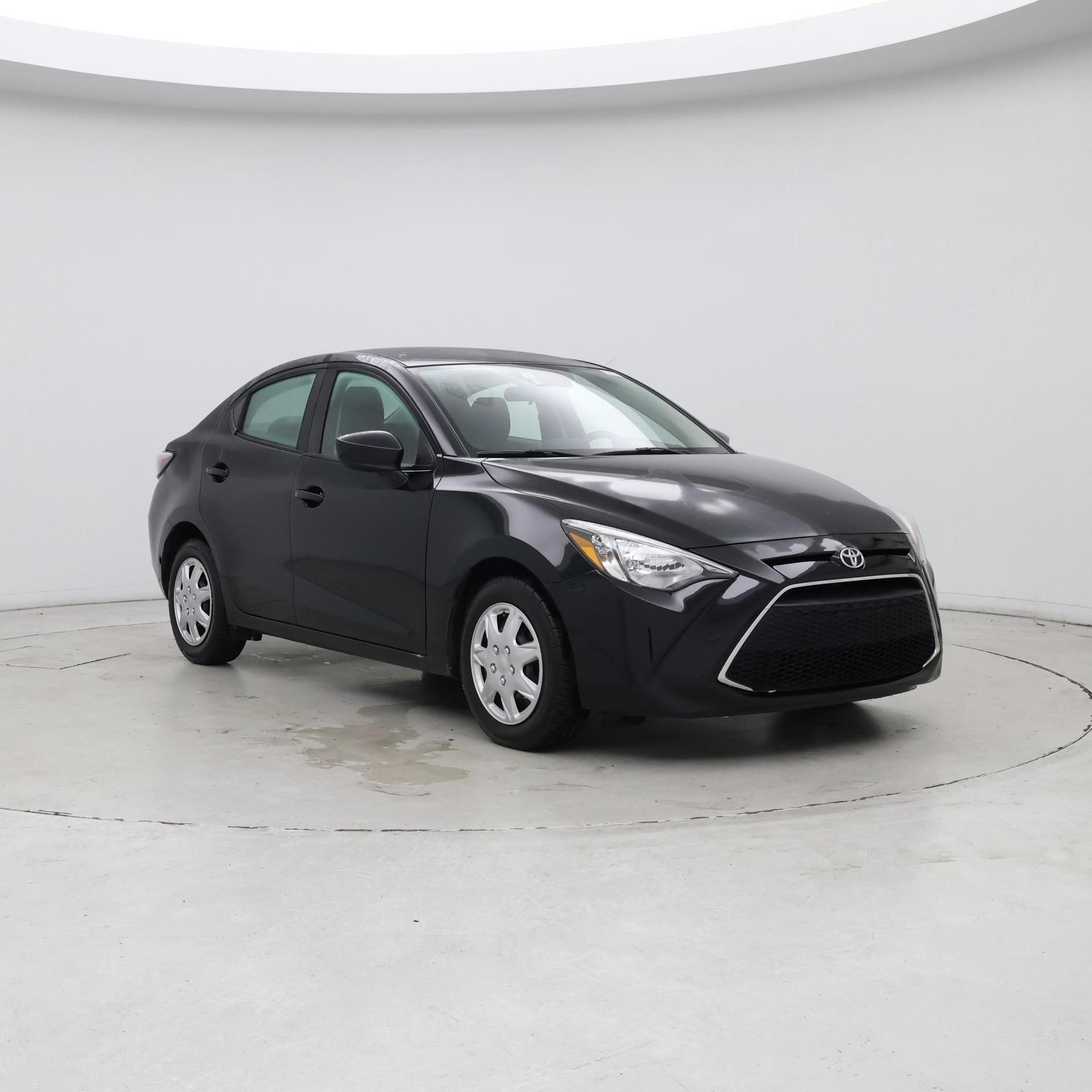 Black 2019 Toyota Yaris Sedan Front-Wheel Drive Automatic