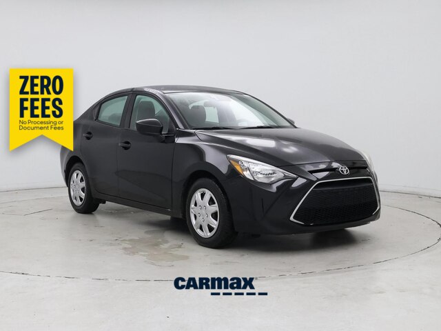 Black 2019 Toyota Yaris Sedan Front-Wheel Drive Automatic