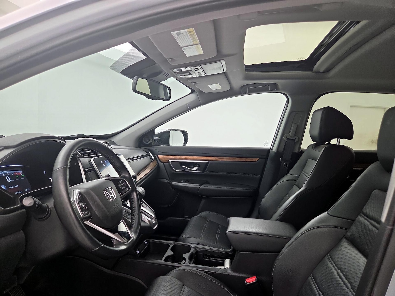 Sunroof(s) & Overhead Airbags