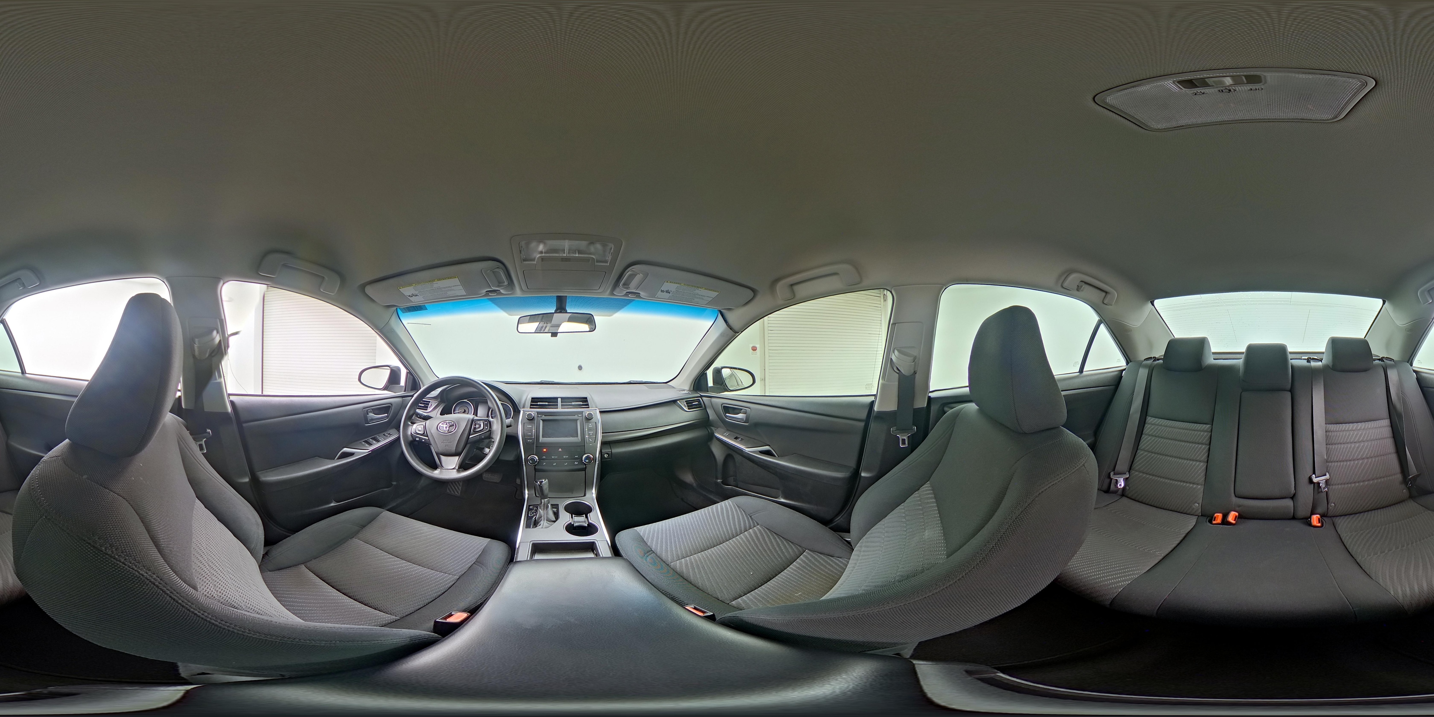 2017 Toyota Camry LE - Photo 22