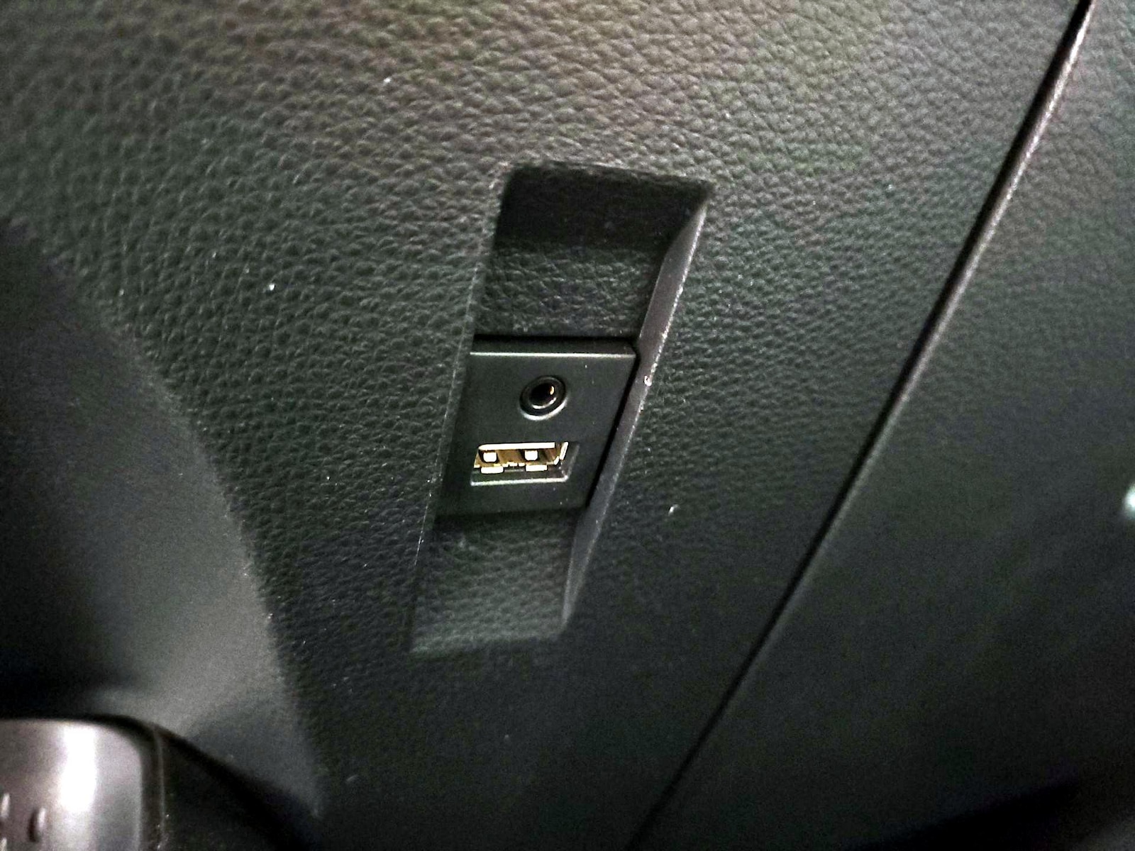 2020 Toyota Corolla SE - Photo 19
