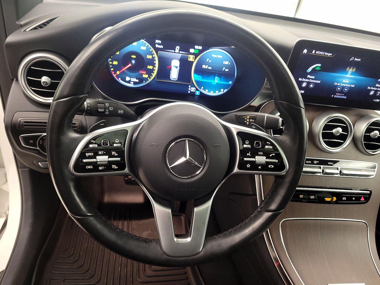 2022 Mercedes-Benz GLC GLC300 - Photo 11