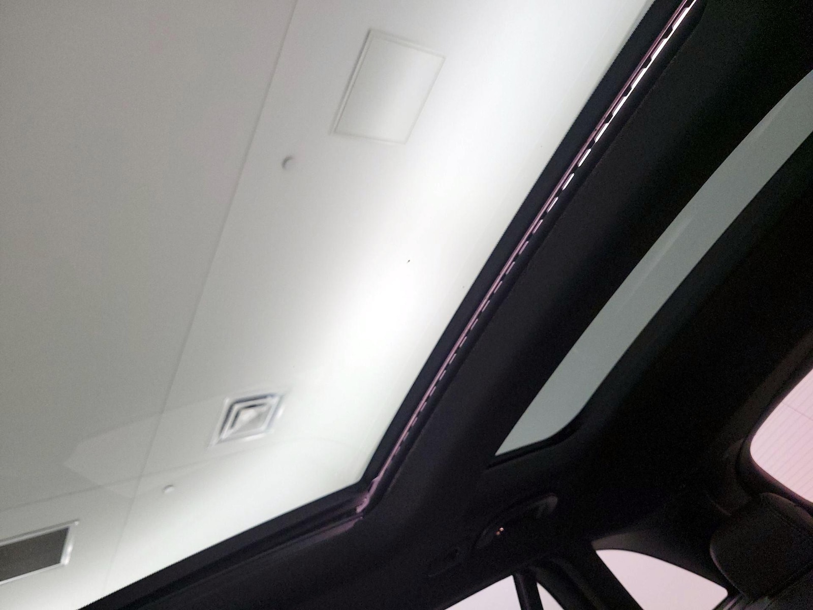 2022 Mercedes-Benz GLC GLC300 - Photo 20