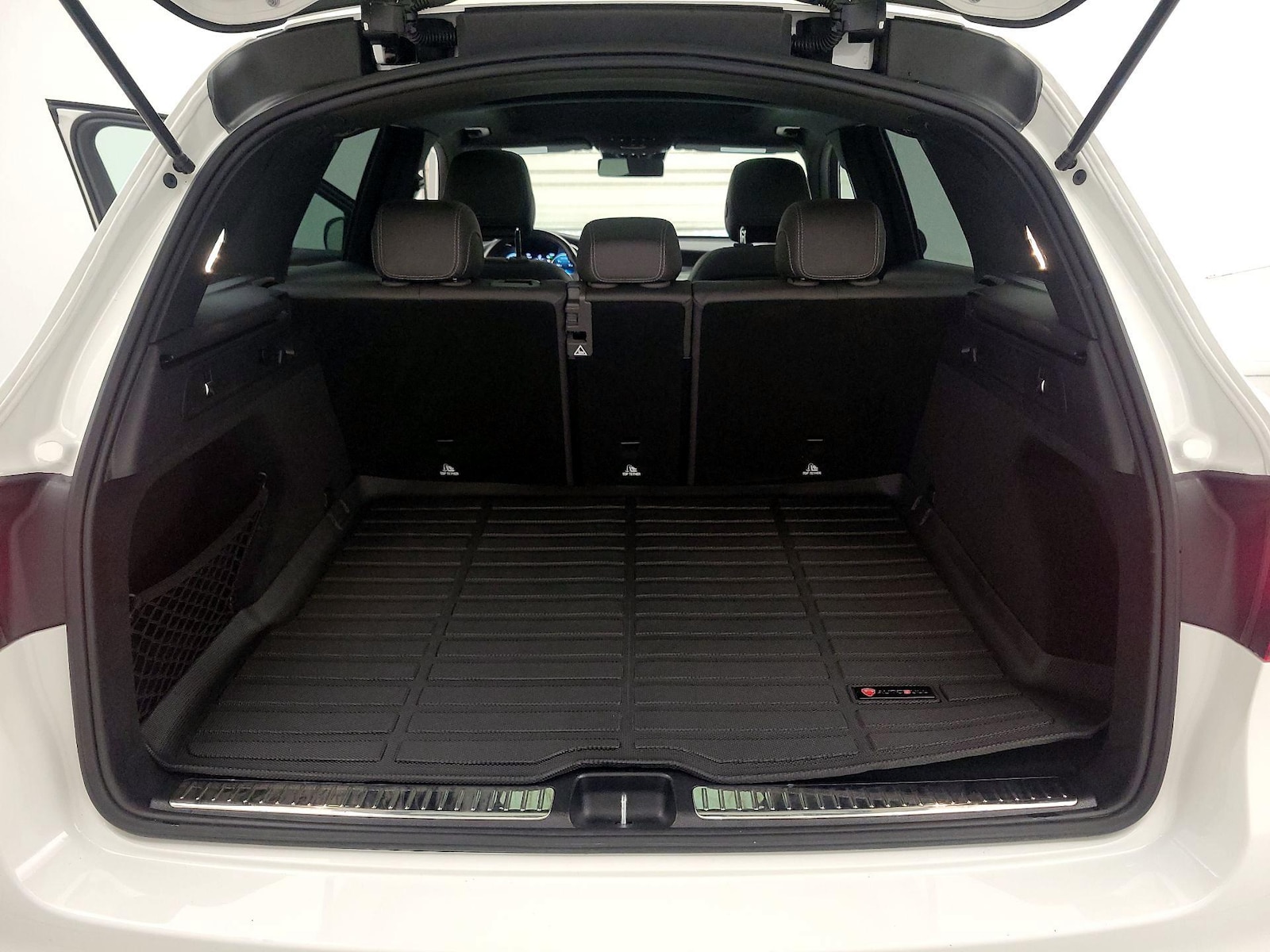 2022 Mercedes-Benz GLC GLC300 - Photo 22