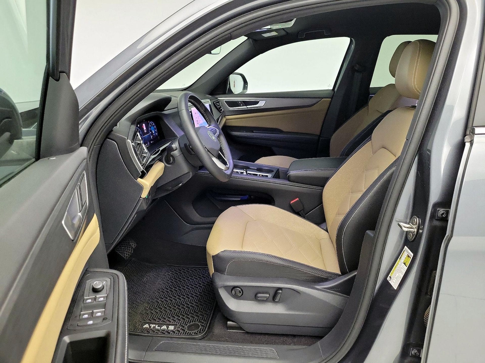 2024 Volkswagen Atlas Cross Sport SE - Photo 12